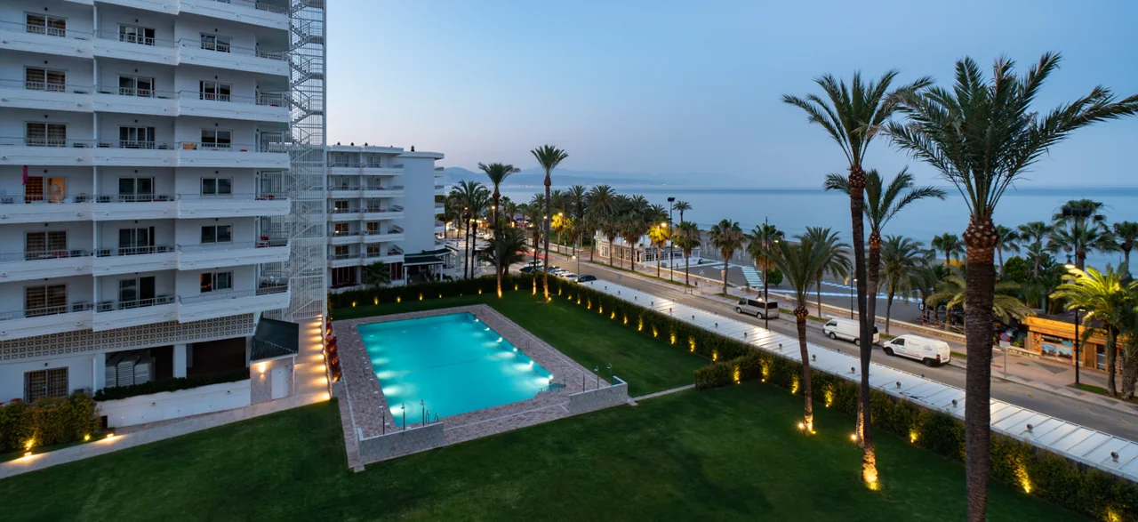 Hotel Appartementen Bajondillo in Torremolinos met zwembad en zee